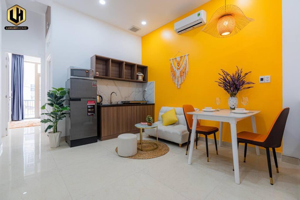 Luxury Home Sai Gon 2 Ho-Chi-Minh-Stadt Exterior foto