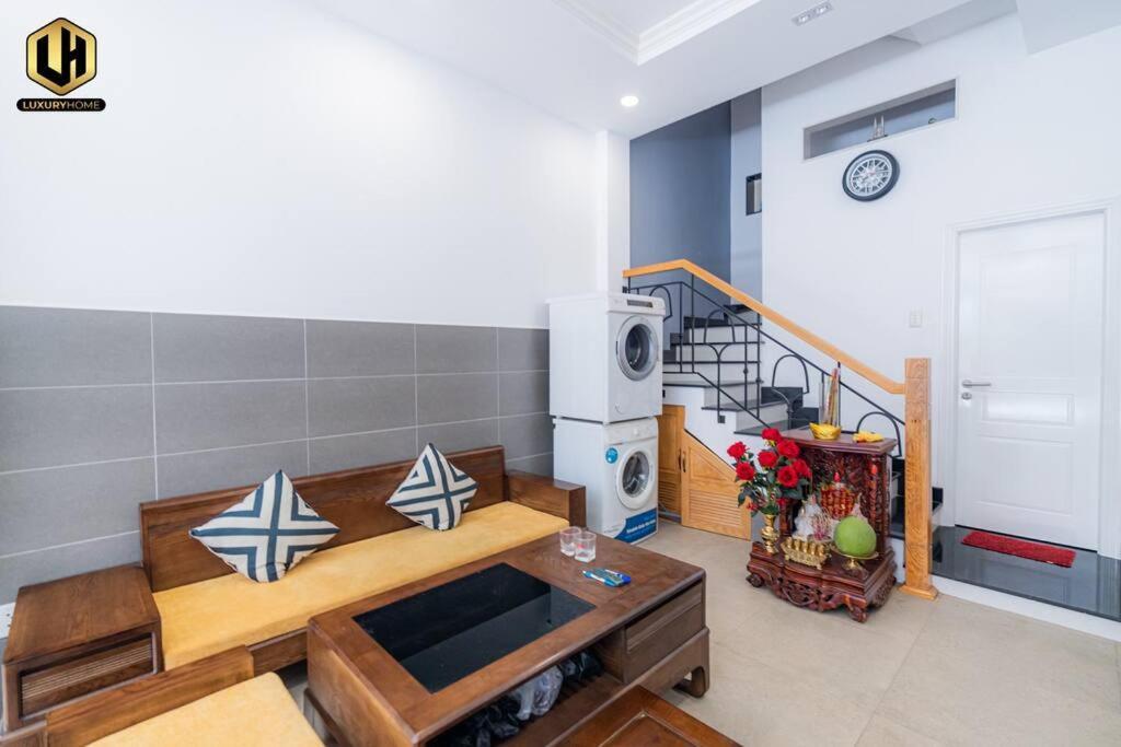 Luxury Home Sai Gon 2 Ho-Chi-Minh-Stadt Exterior foto