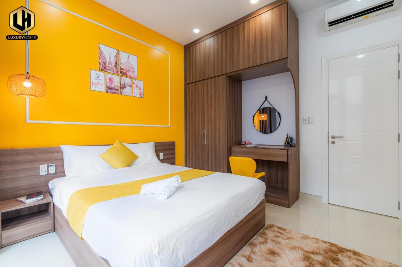 Luxury Home Sai Gon 2 Ho-Chi-Minh-Stadt Exterior foto